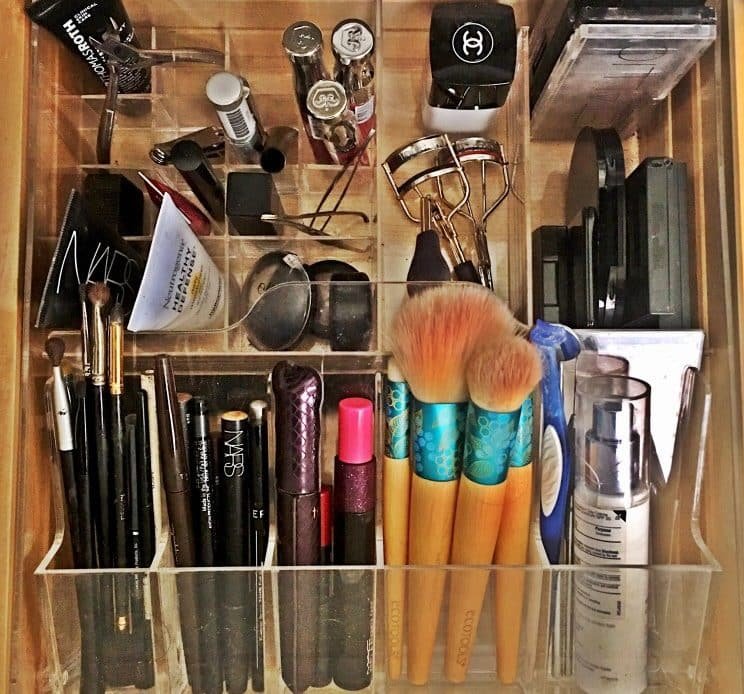 Best Makeup Organizer - Top Reviews and Buying Guide